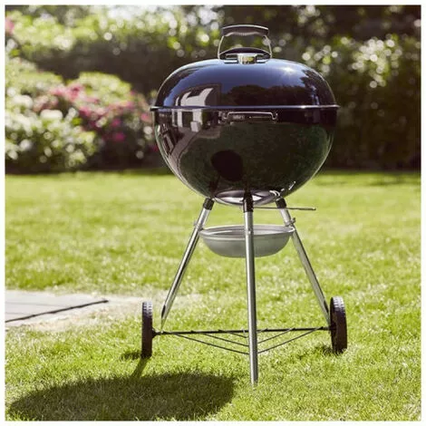 Pack WEBER Barbecue à Charbon Original Kettle E-5710 57cm - Sac De Charbon - Copeaux Fruits De Mer - Nettoyant - Grattoir à Cuve 6 Pack WEBER Barbecue à Charbon Original Kettle E-5710 57cm - Sac De Charbon - Copeaux Fruits De Mer - Nettoyant - Grattoir à Cuve – Image 4